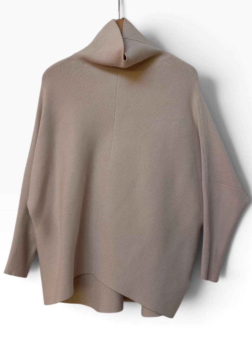 Womens Size L Beige Cream Turtleneck Oversized Batwing Knit Sweater Top 🧶